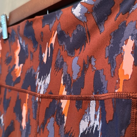 Aerie Leopard Print Leggings - Picture 3 of 7